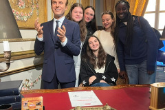 2024_25-Musee-Grevin-with-_President-Macron_